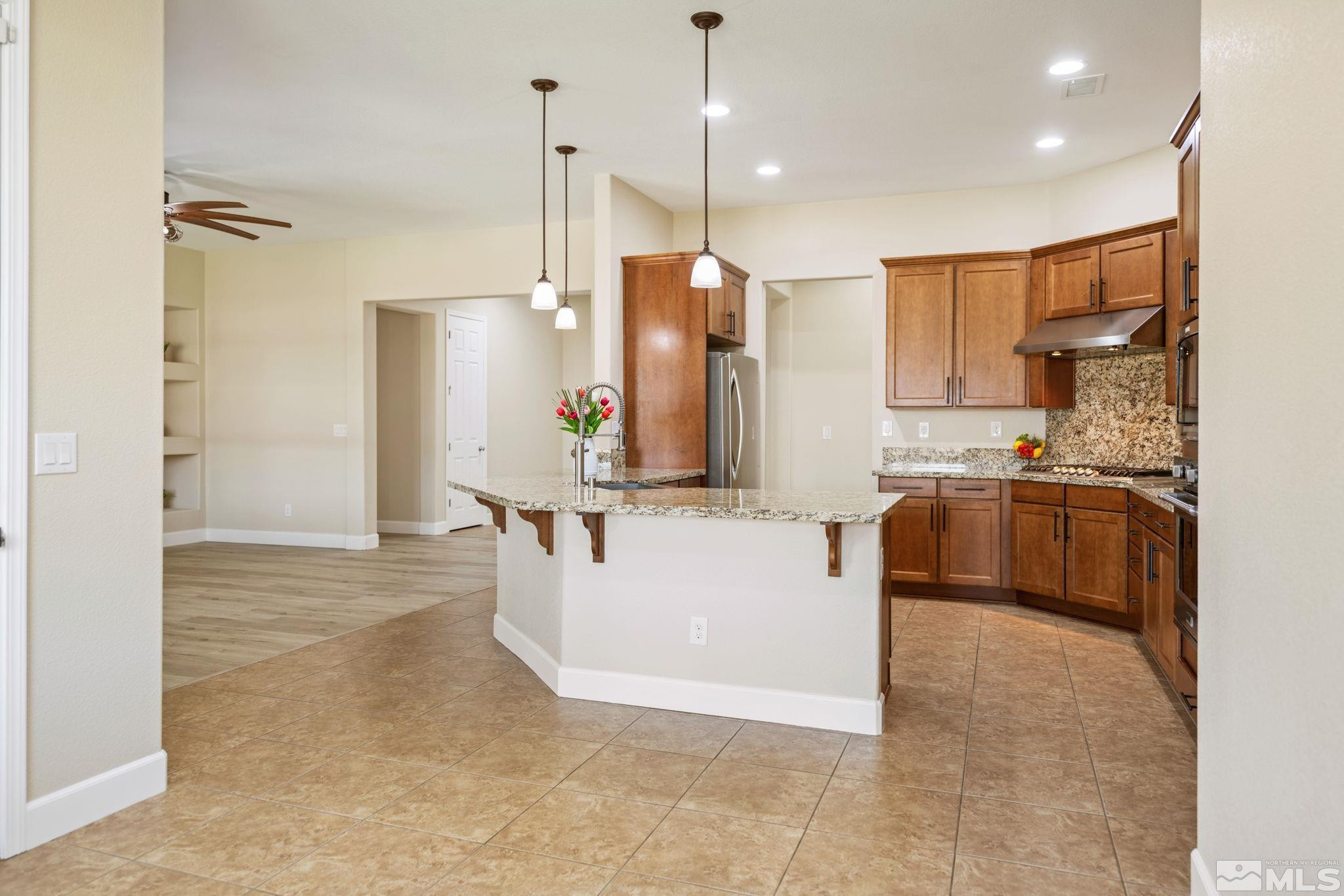 385 Horizon Ridge Road Sparks, NV 89441 - Photo 12 of 39 Photo 11