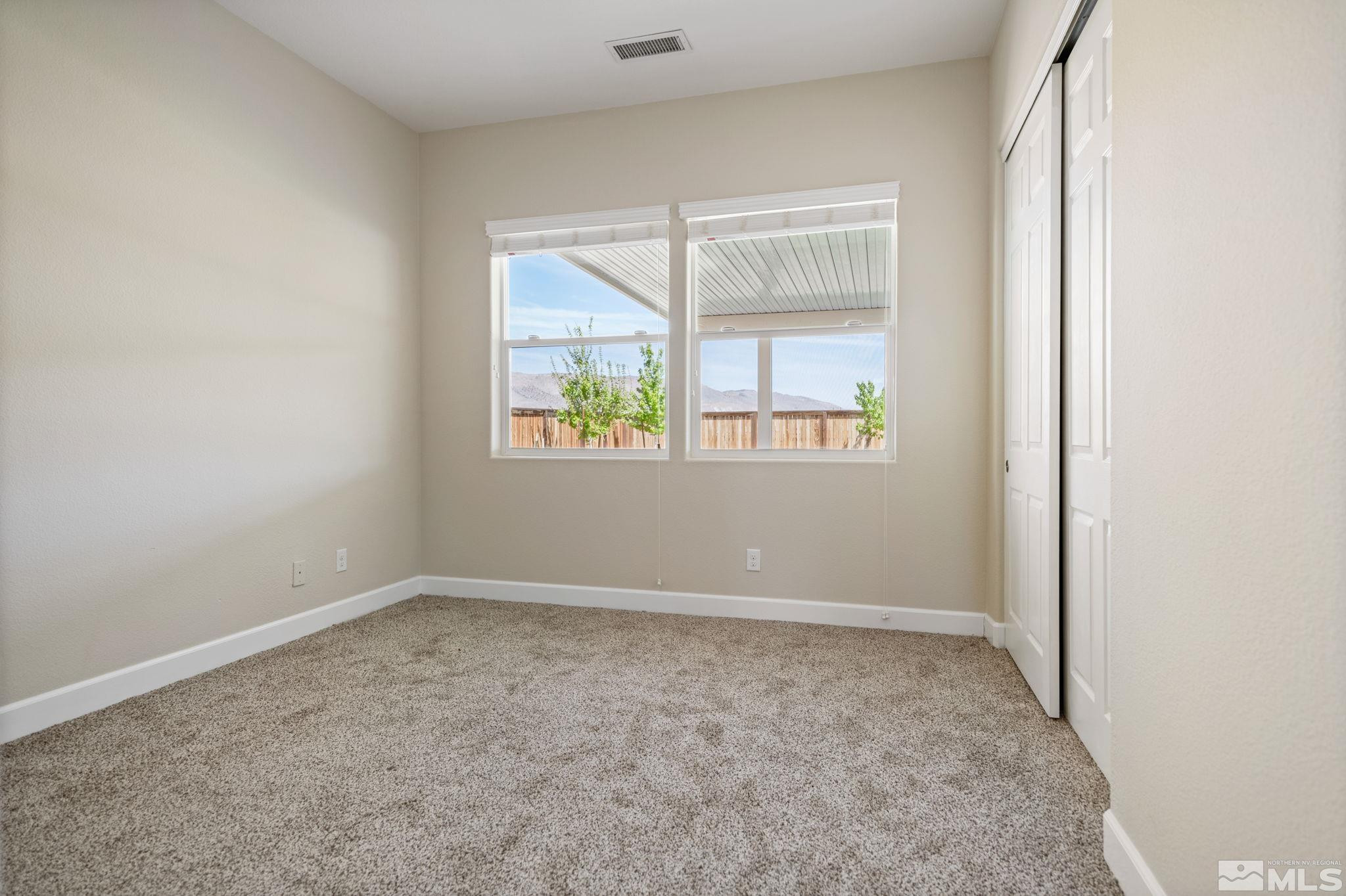 385 Horizon Ridge Road Sparks, NV 89441 - Photo 24 of 39 Photo 23