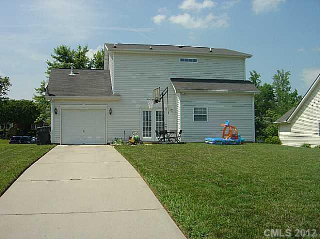10118 Faires Farm Road Charlotte, NC 28213 - Photo 13 of 13 a view of a house with a yard