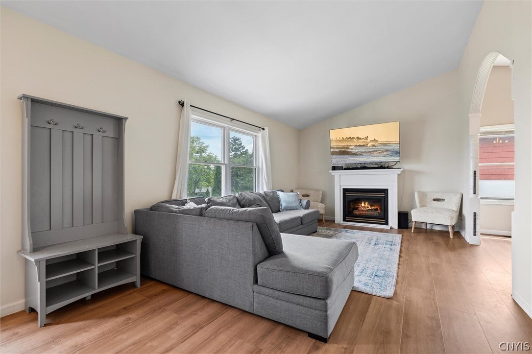 4615 Broad Road Syracuse, NY 13215 - Photo 5 of 43 Gallery Image 5