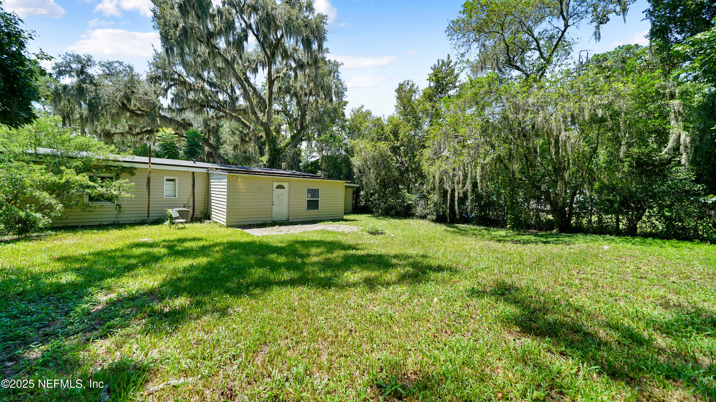 10555 Rutgers Road Jacksonville, FL 32218 - Photo 23 of 25 a view of a backyard