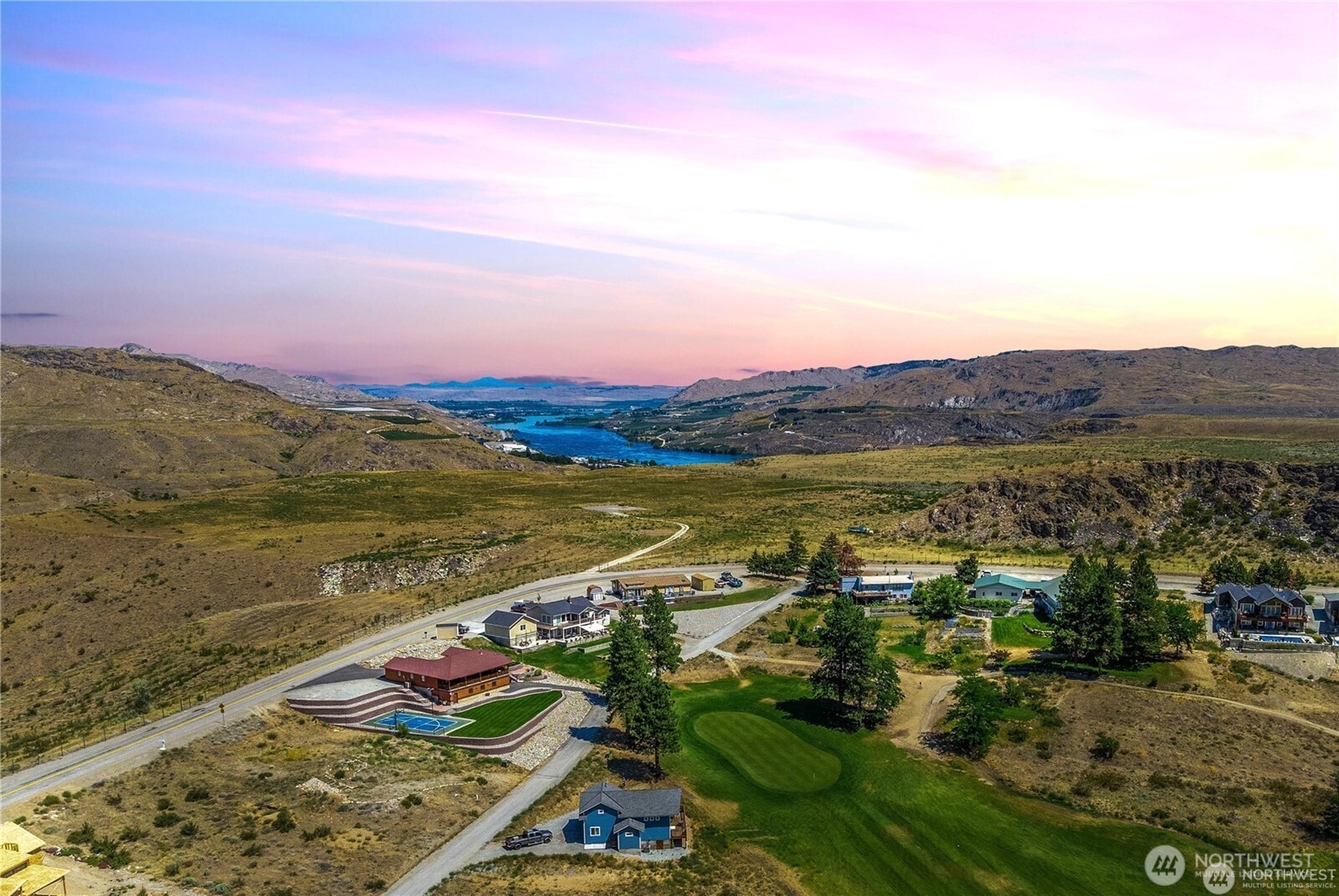 102 Alta Lake Road Pateros, WA 98846 - Photo 7 of 24