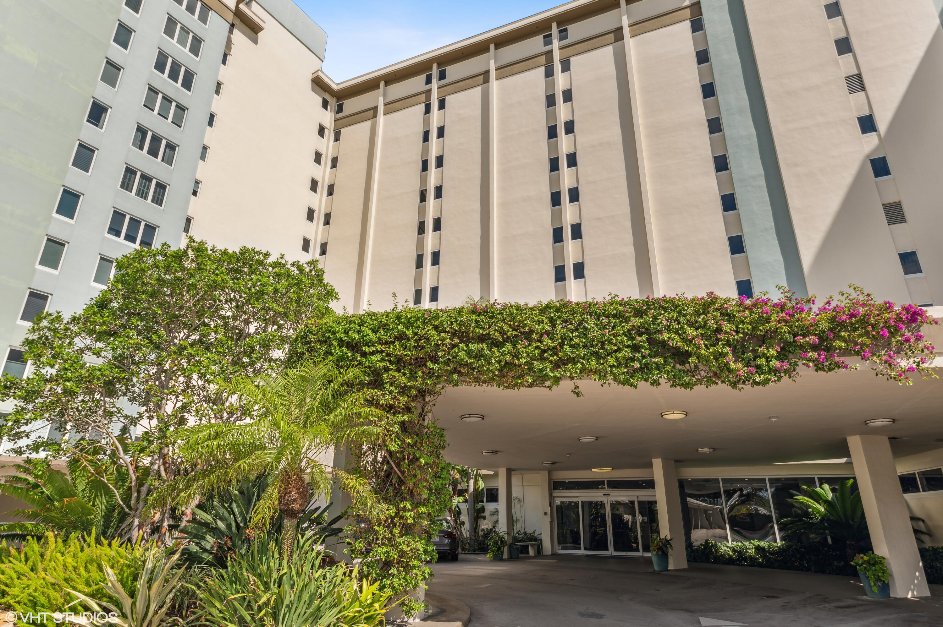 555 Southeast 6th Avenue, Unit 1F Delray Beach, FL 33483 - Photo 20 of 31 The Barrton Exterior Ground Level