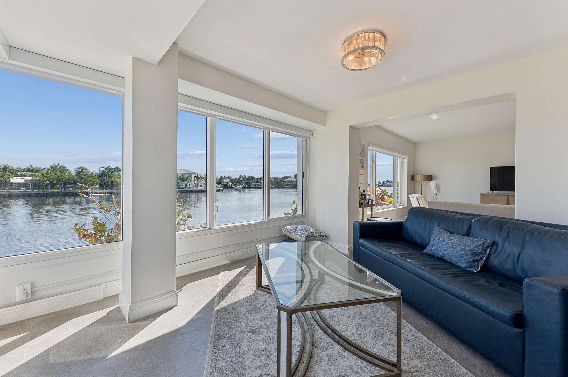 555 Southeast 6th Avenue, Unit 1F Delray Beach, FL 33483 - Photo 10 of 31 Florida Room - 2