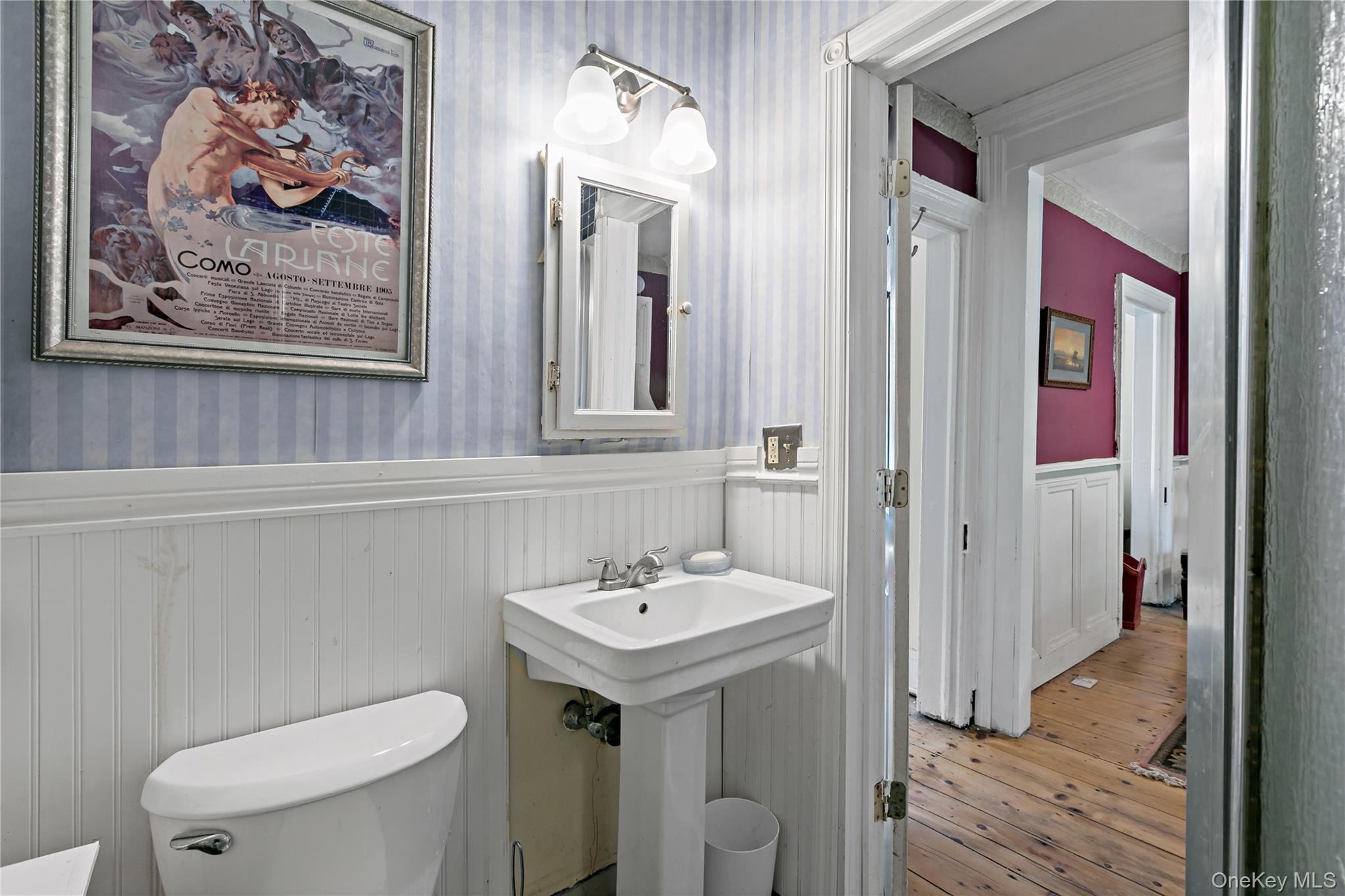 Main level full bathroom