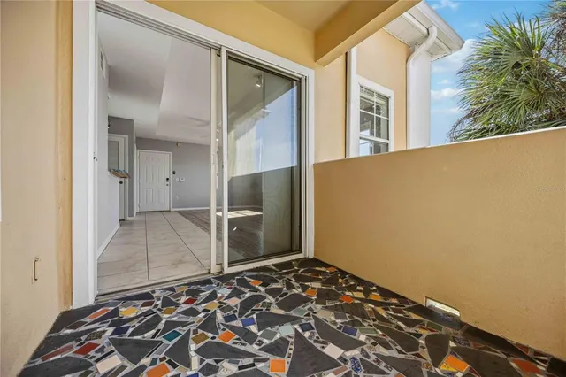 $1,750 | 2950 Viscaya Place, Unit 205, Sarasota, FL 34237