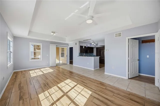 $1,750 | 2950 Viscaya Place, Unit 205, Sarasota, FL 34237