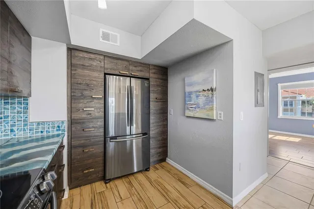 $1,750 | 2950 Viscaya Place, Unit 205, Sarasota, FL 34237