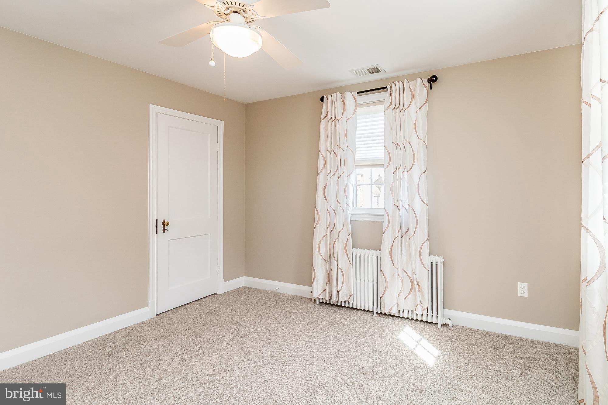 2709 Alden Road Parkville, MD 21234 - Photo 20 of 33 3rd bedroom