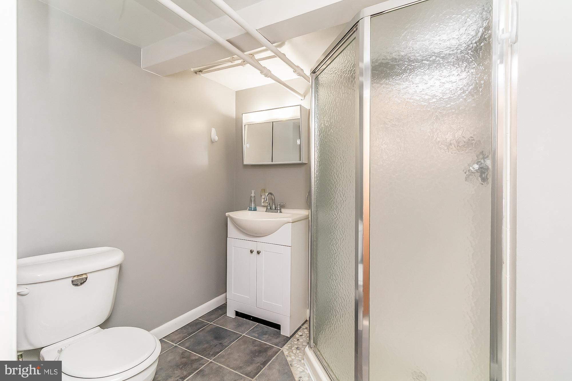 2709 Alden Road Parkville, MD 21234 - Photo 22 of 33 Lower Level full bath