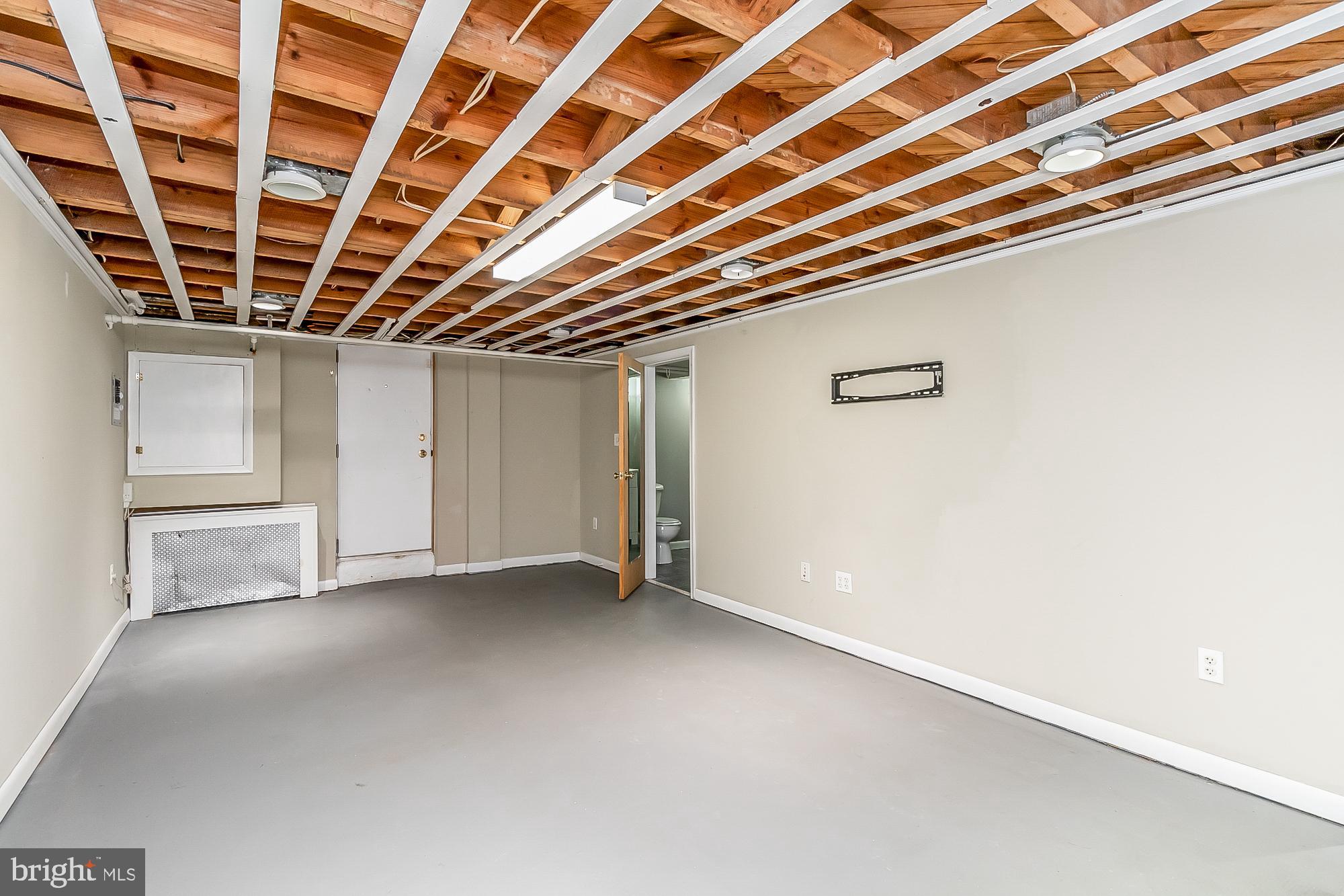2709 Alden Road Parkville, MD 21234 - Photo 24 of 33 Bonus room with outside exit