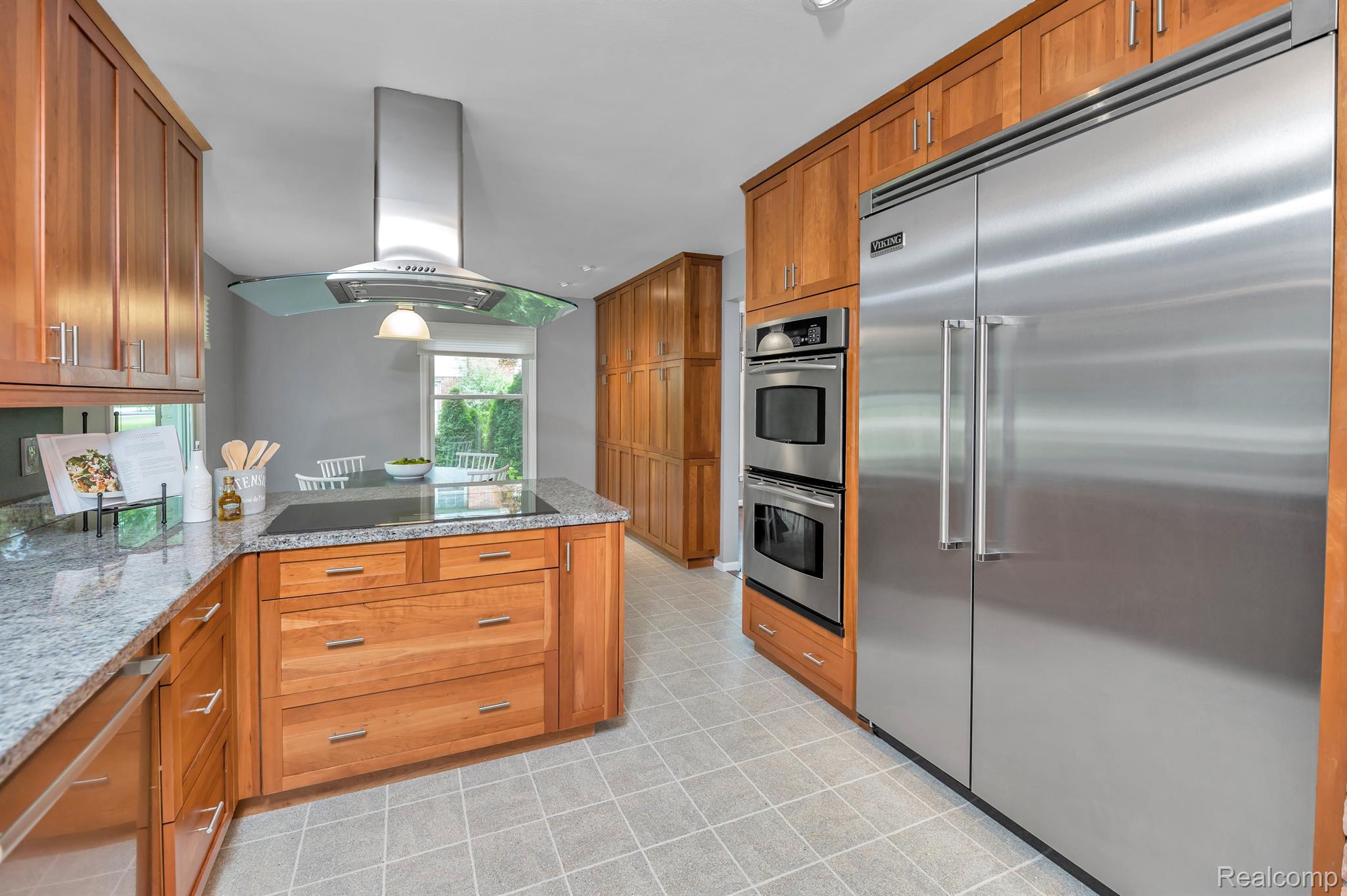 1095 Rock Spring Road Bloomfield Hills, MI 48304 - Photo 9 of 54 Gallery Image 9
