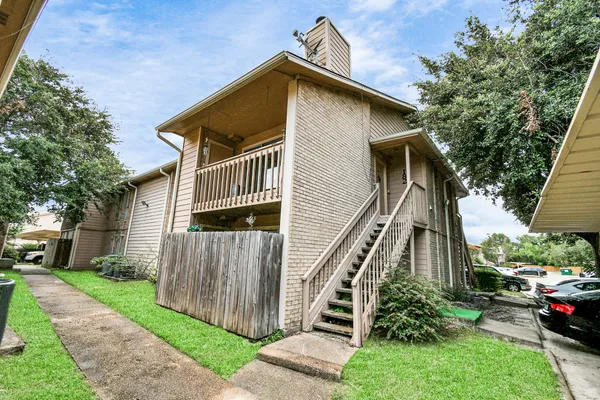 $1,300 | 1505 Ward Road, Unit 182, Baytown, TX 77520