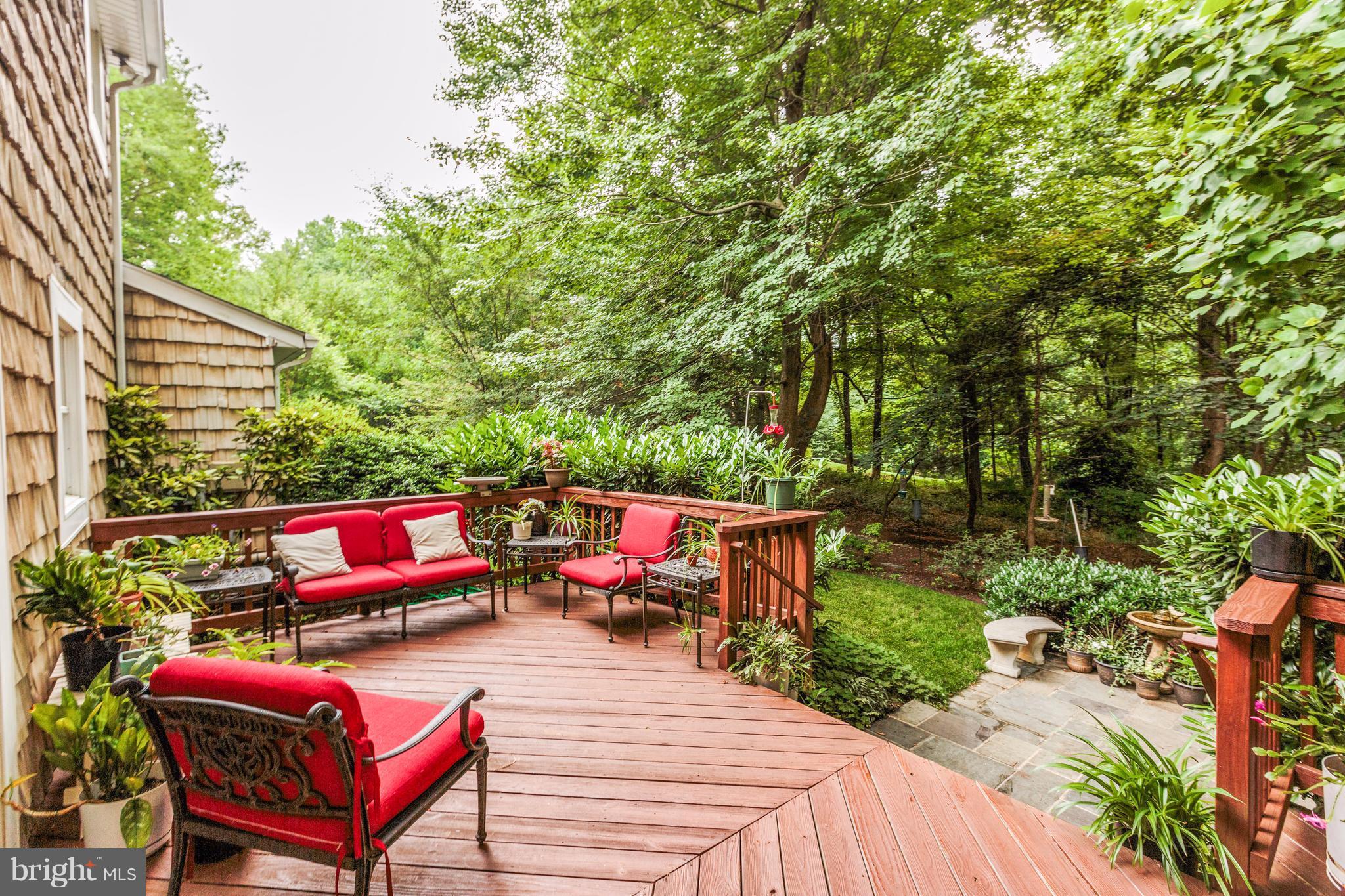1001 Bellview Road McLean, VA 22102 - Photo 24 of 30 Large back deck perfect for grilling and lounging