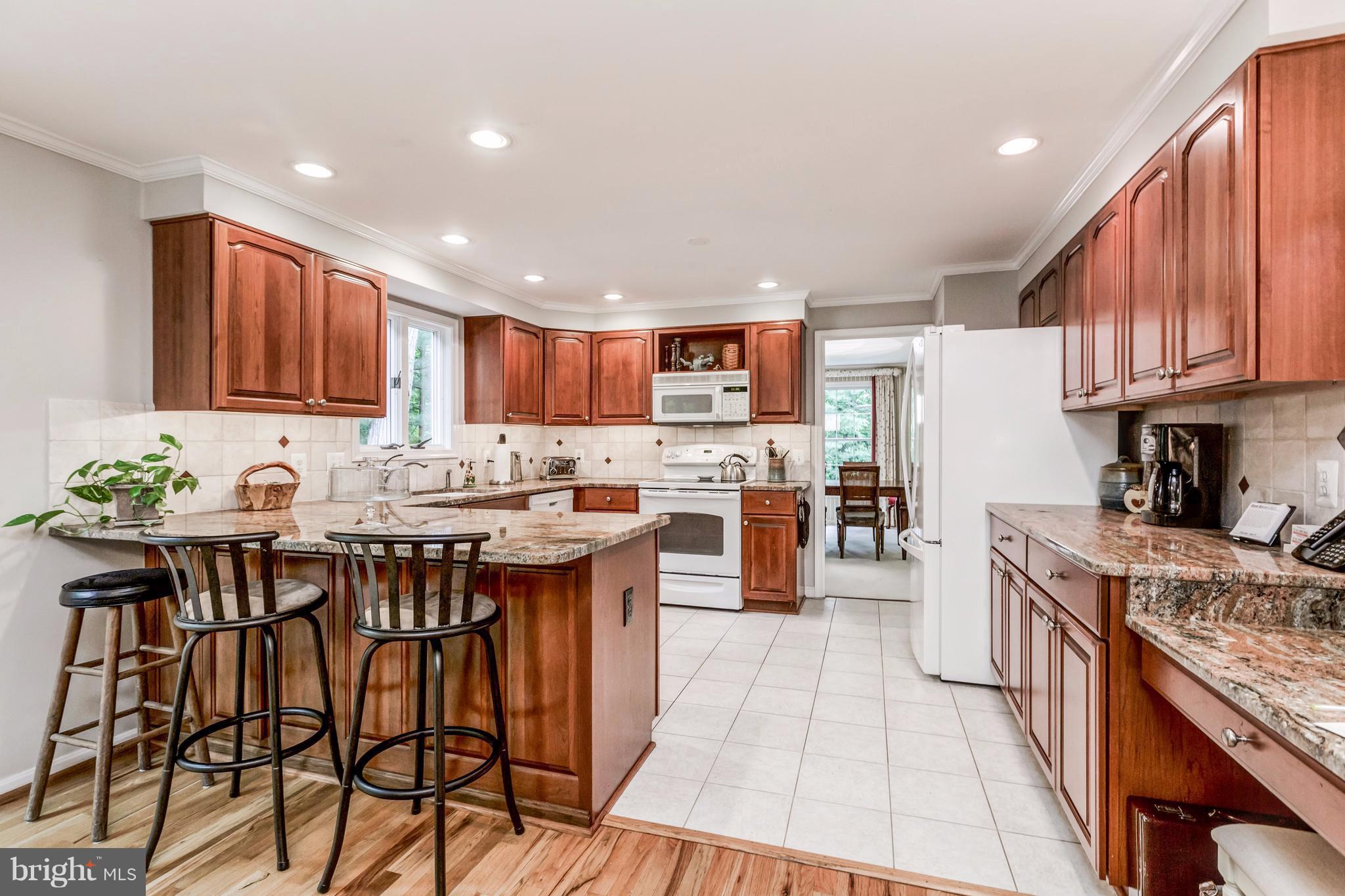 1001 Bellview Road McLean, VA 22102 - Photo 7 of 30 Updated kitchen w/ breakfast bar & work space