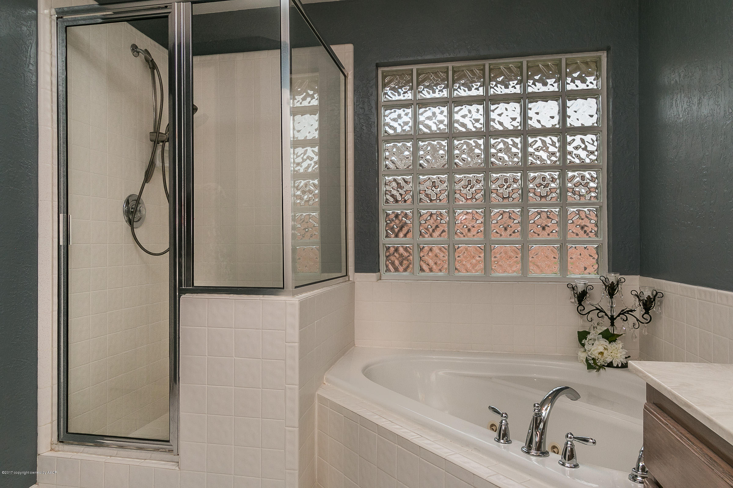 7911 Sheldon Road Amarillo, TX 79119 - Photo 16 of 30 Master Bathroom 2