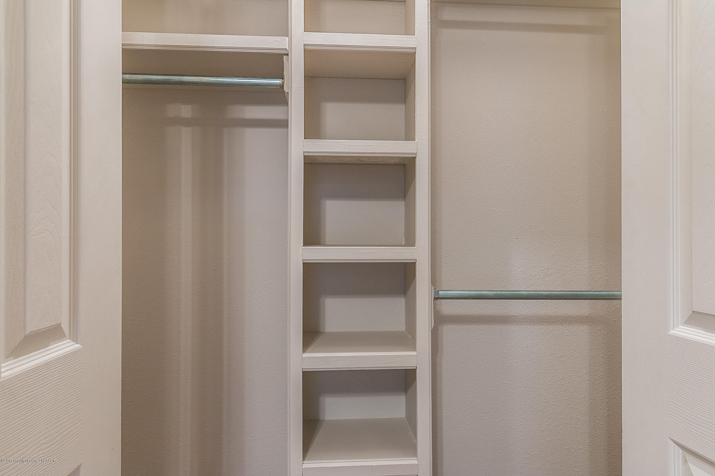 7911 Sheldon Road Amarillo, TX 79119 - Photo 22 of 30 Closet