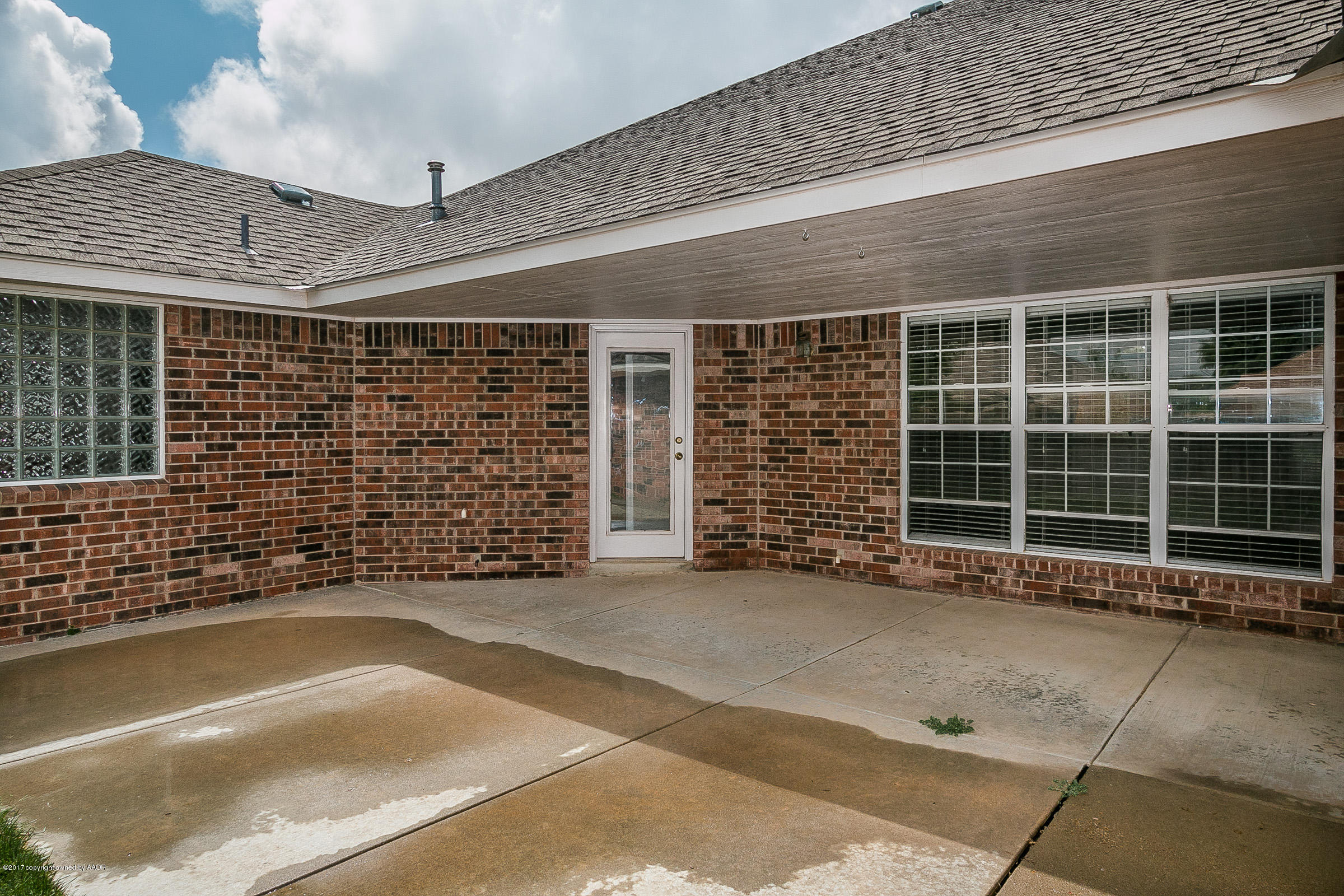 7911 Sheldon Road Amarillo, TX 79119 - Photo 25 of 30 Back Patio