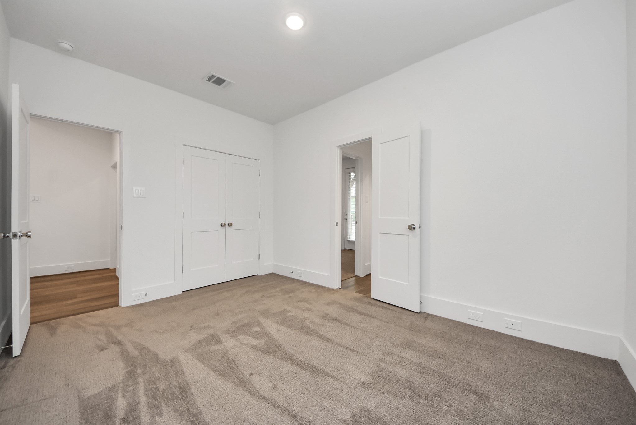 7502 Carver Road, Unit A Houston, TX 77088 - Photo 36 of 48 a view of an empty room