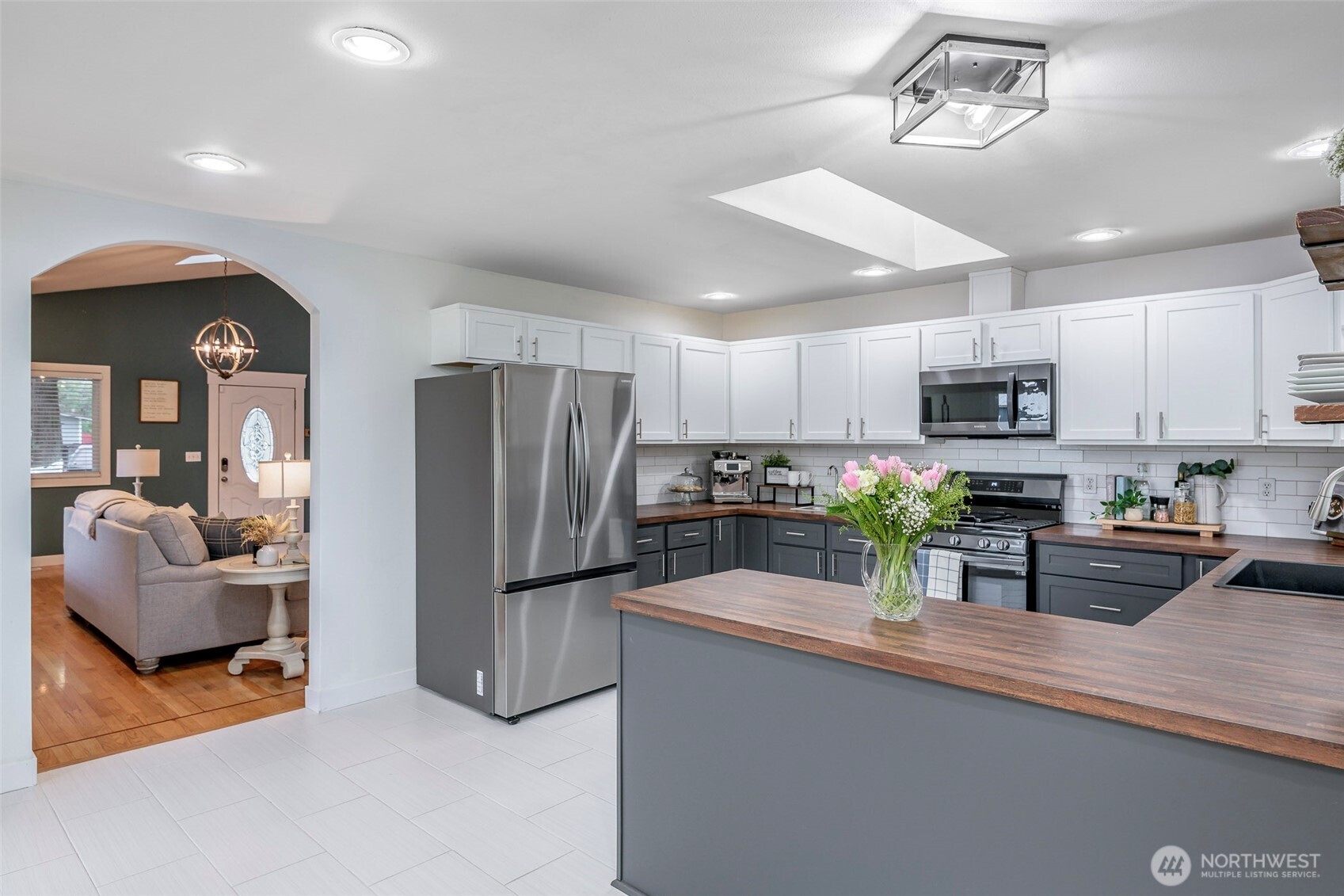 3210 South Bay Road Northeast Olympia, WA 98506 - Photo 13 of 38