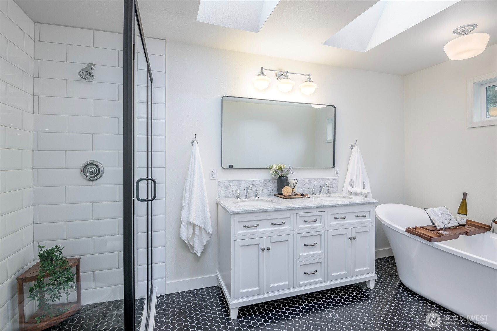 3210 South Bay Road Northeast Olympia, WA 98506 - Photo 22 of 38