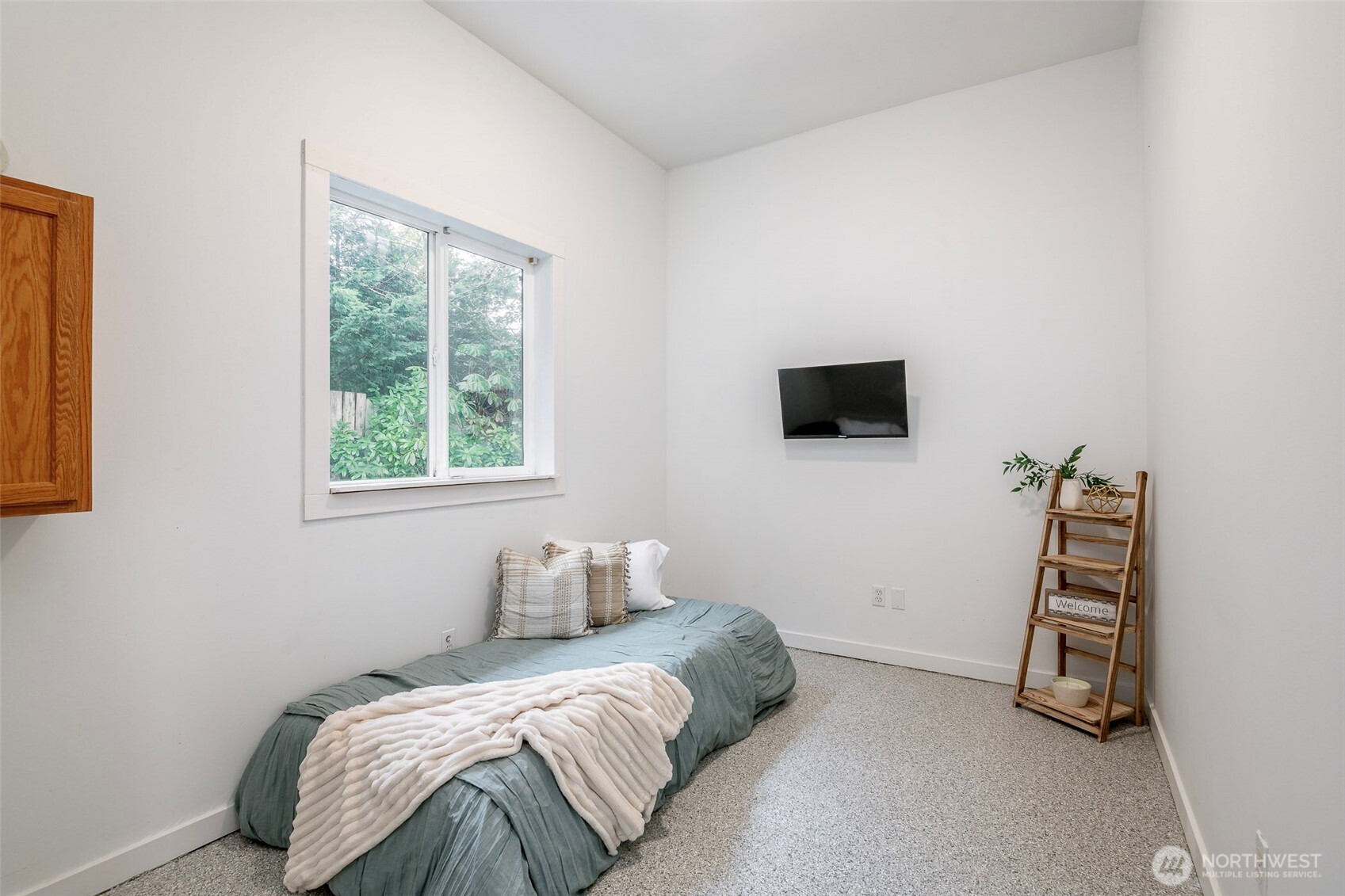 3210 South Bay Road Northeast Olympia, WA 98506 - Photo 27 of 38