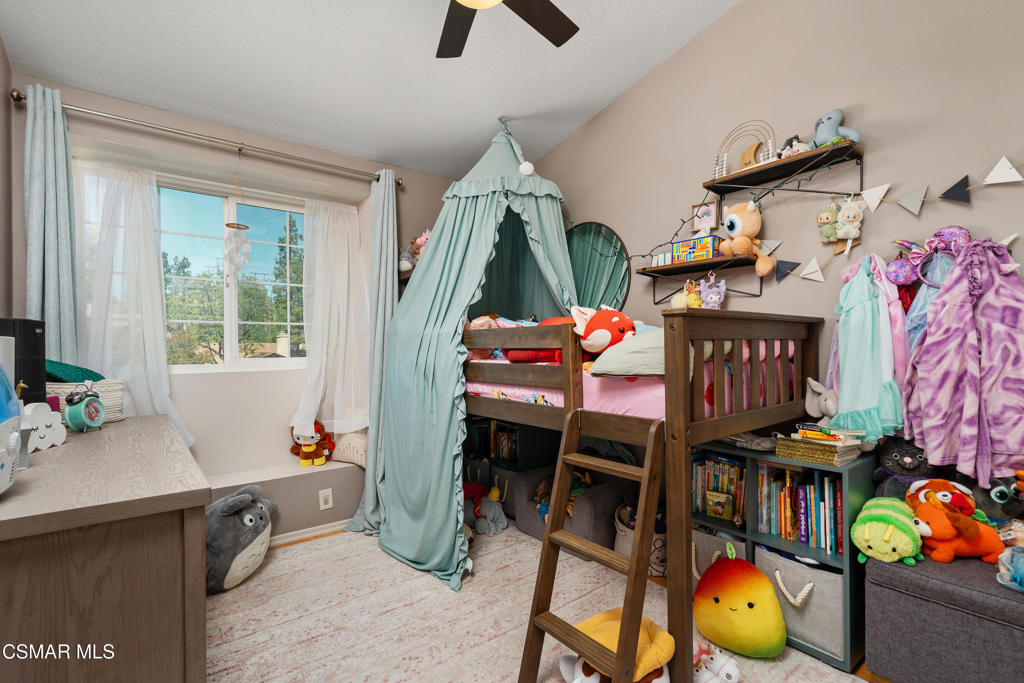 28435 Seco Canyon Road, Unit 153 Saugus, CA 91390 - Photo 17 of 33