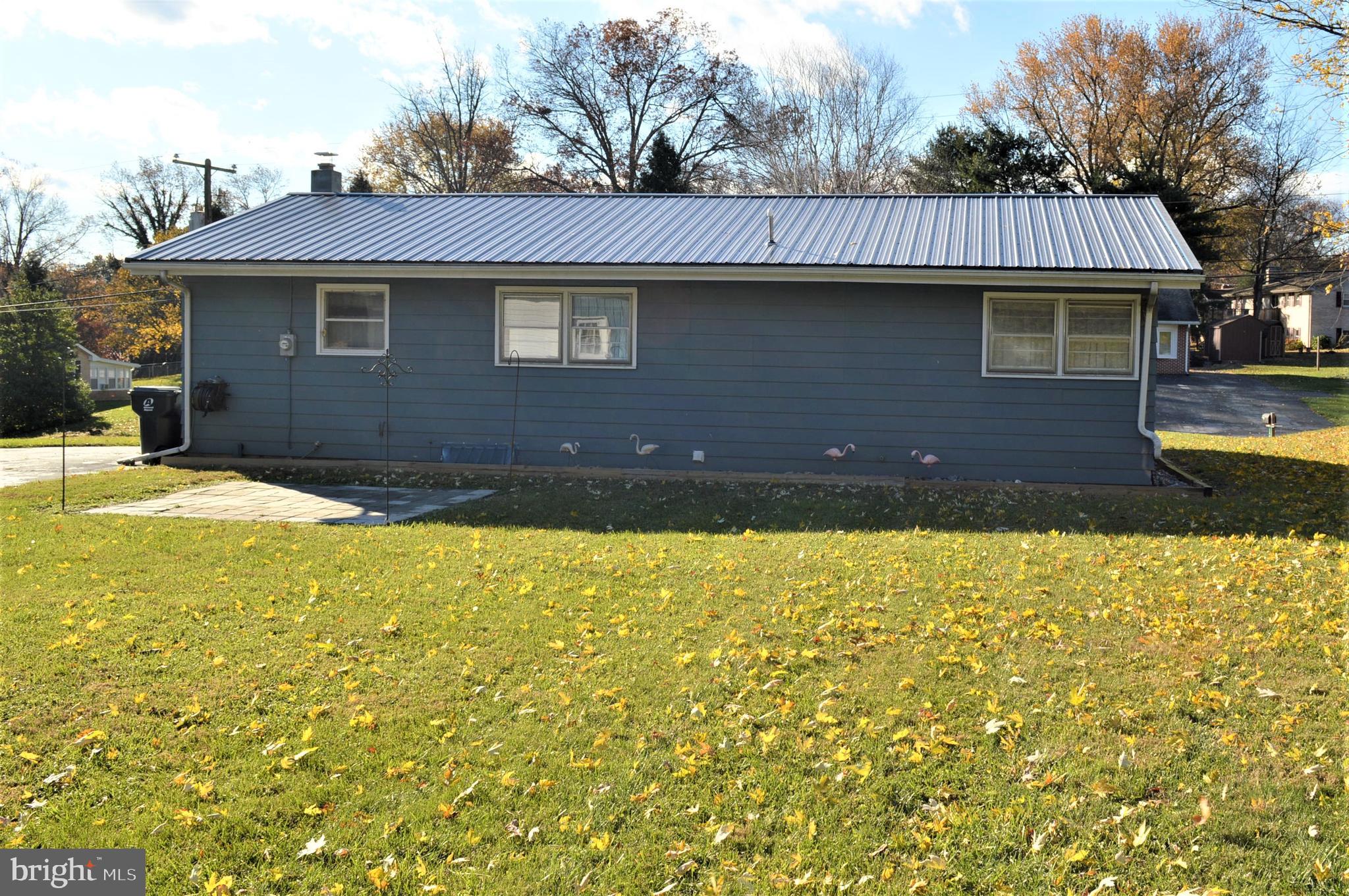16 South Ridge Road Boiling Springs, PA 17007 - Photo 4 of 13 Gallery Image 4