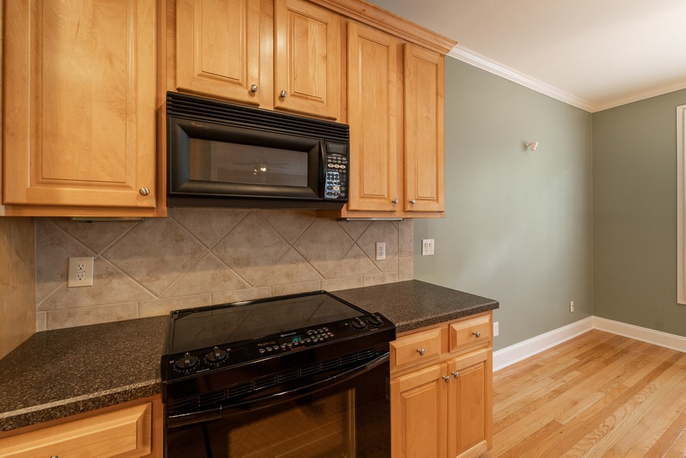 7202 Summit Waters Lane Raleigh, NC 27613 - Photo 16 of 30 Kitchen