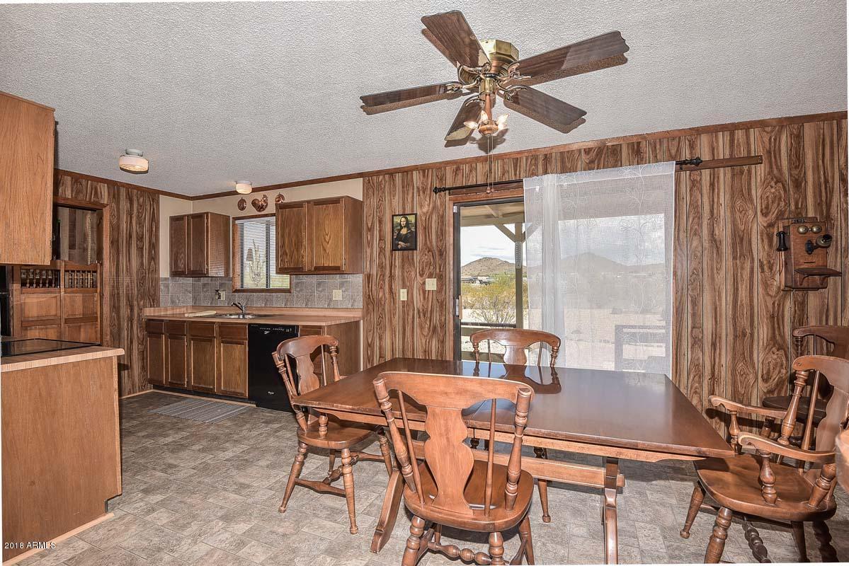 1616 West Yearling Road Phoenix, AZ 85085 - Photo 12 of 42 Dining Room-Kitchen