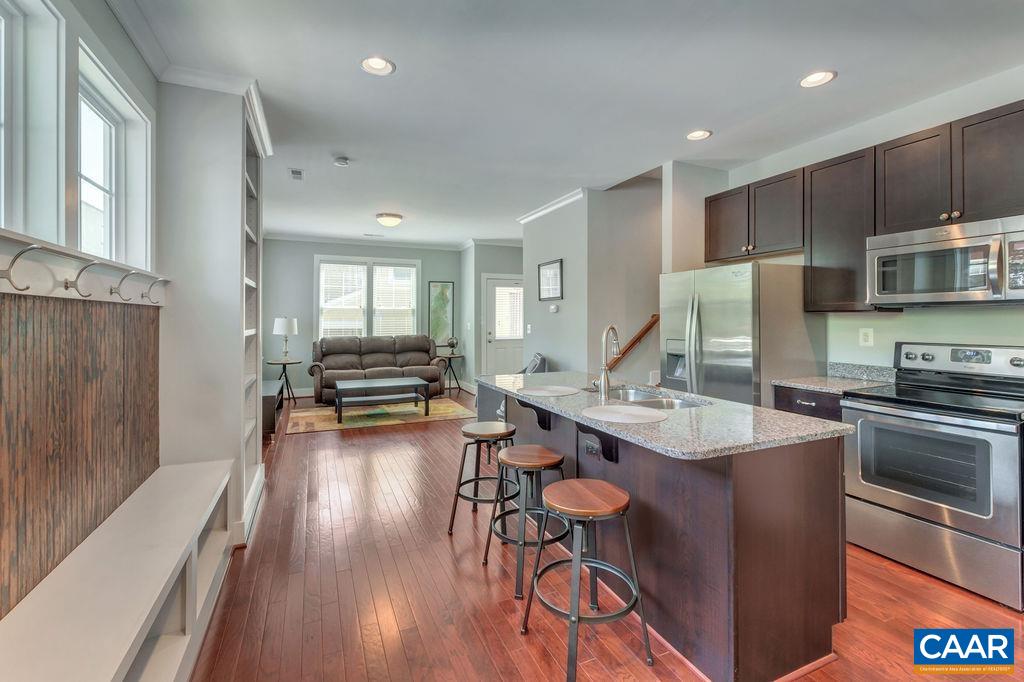 506 Rives Street Charlottesville, VA 22902 - Photo 11 of 28 Gallery Image 11