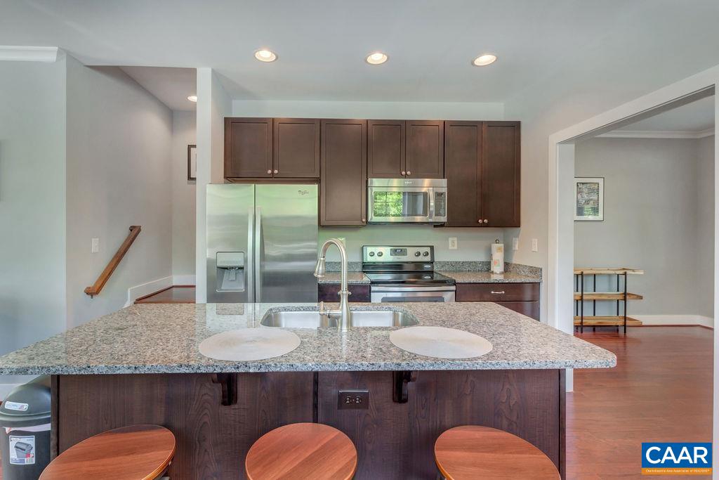 506 Rives Street Charlottesville, VA 22902 - Photo 12 of 28 Gallery Image 12