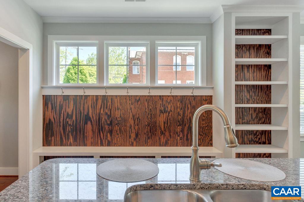 506 Rives Street Charlottesville, VA 22902 - Photo 15 of 28 Gallery Image 15