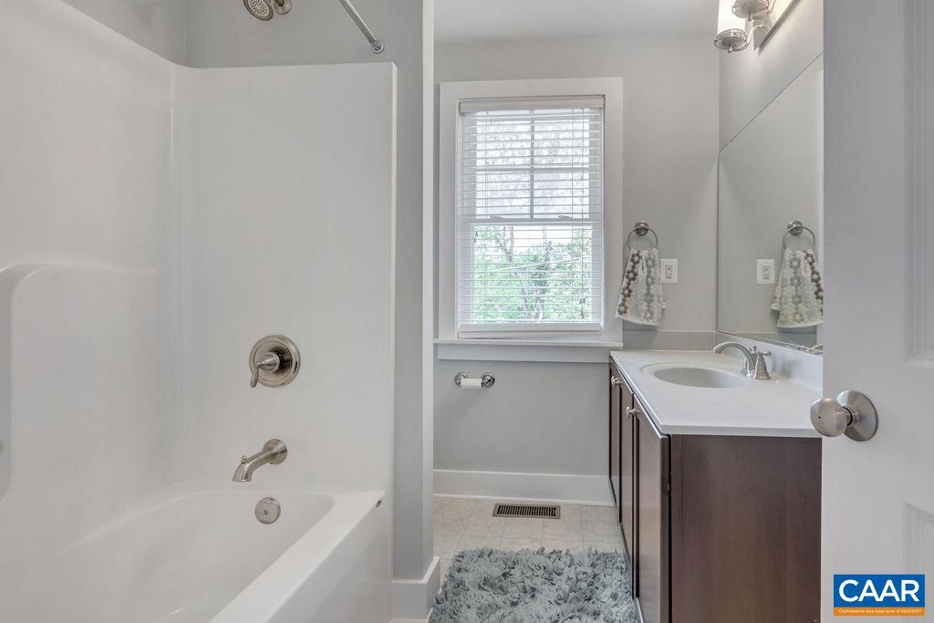 506 Rives Street Charlottesville, VA 22902 - Photo 27 of 28 Gallery Image 27