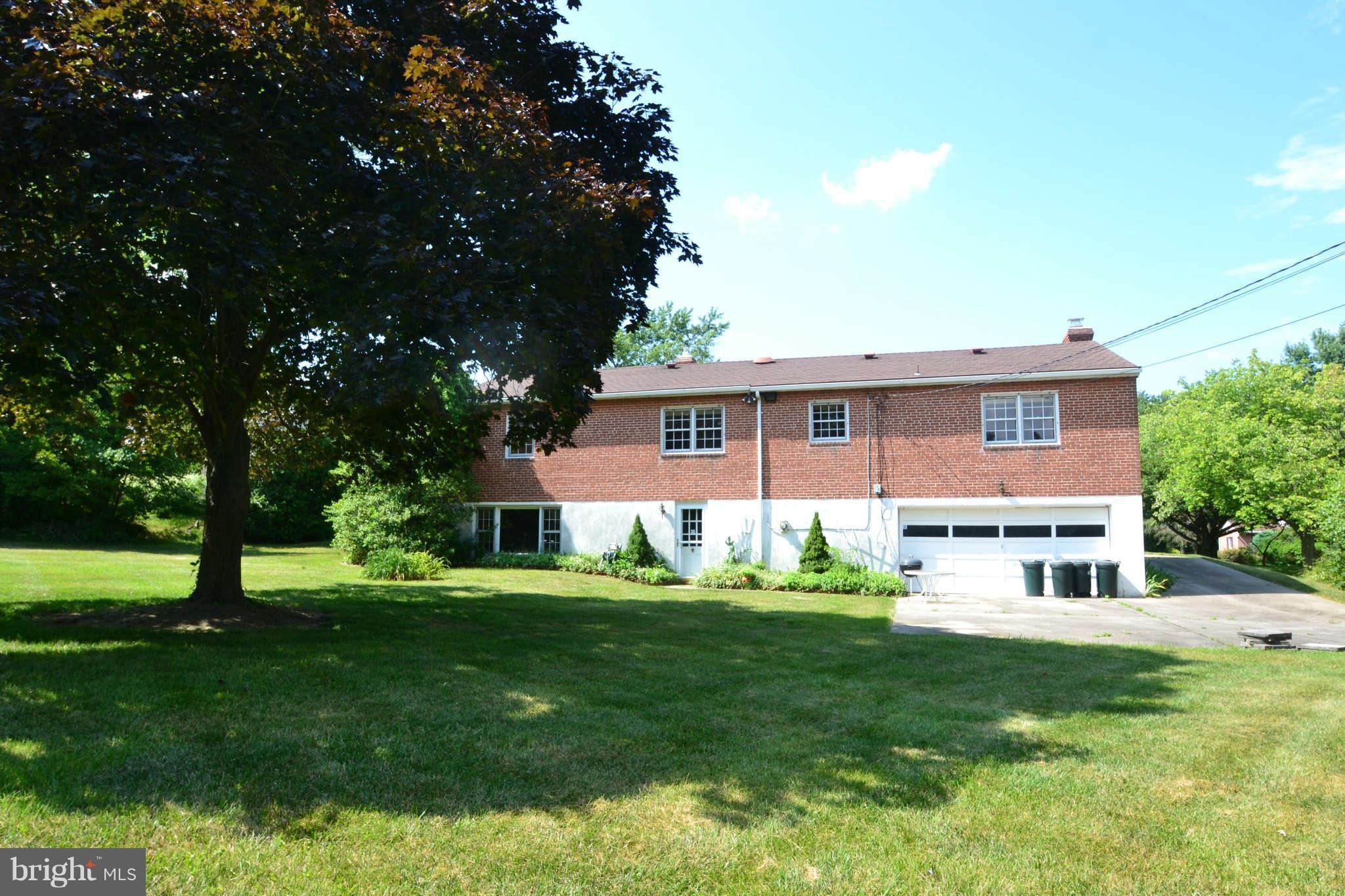 Exterior  Rear
