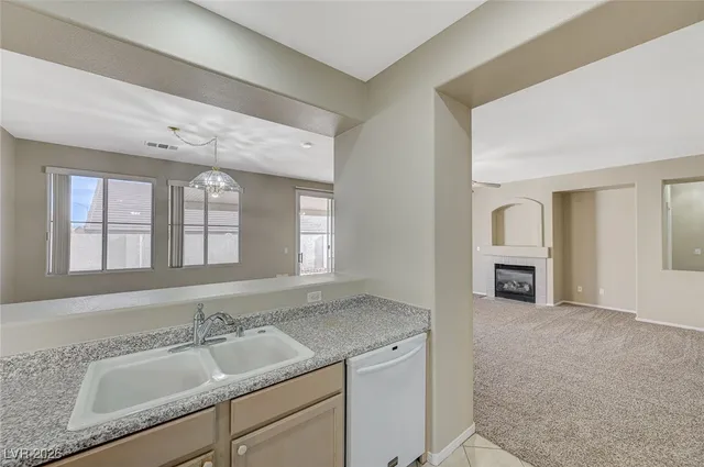 $2,300 | 88 Parker Ranch Drive, Henderson, NV 89012