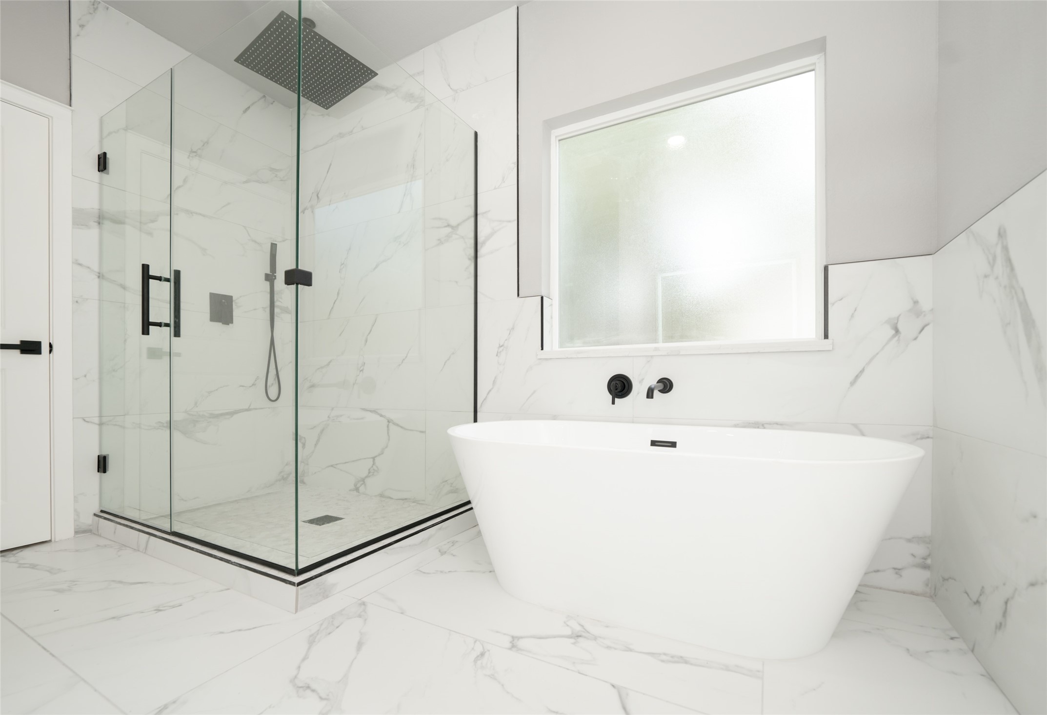 220 North Fairway Loop Coldspring, TX 77331 - Photo 10 of 23 Primary bathroom