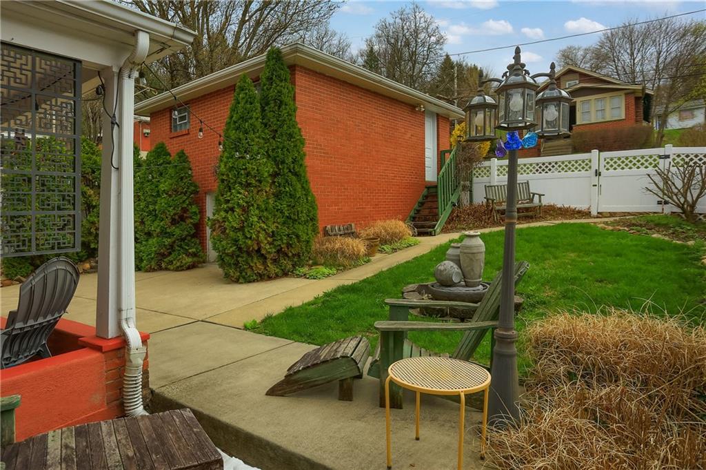 539 Wilson Avenue Rochester, PA 15074 - Photo 6 of 34