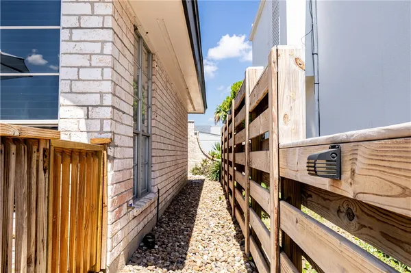 $6,000 | 13733 A Lane, Corpus Christi, TX 78418