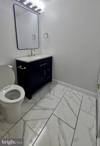 $2,400 | 9240 Cardinal Forest Lane, Unit 302, Lorton, VA 22079