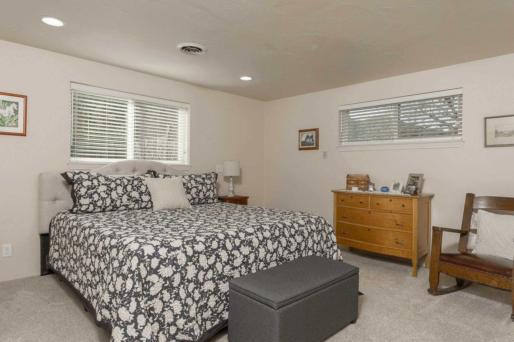 15902 Water Gap Road Williams, OR 97544 - Photo 14 of 67 14