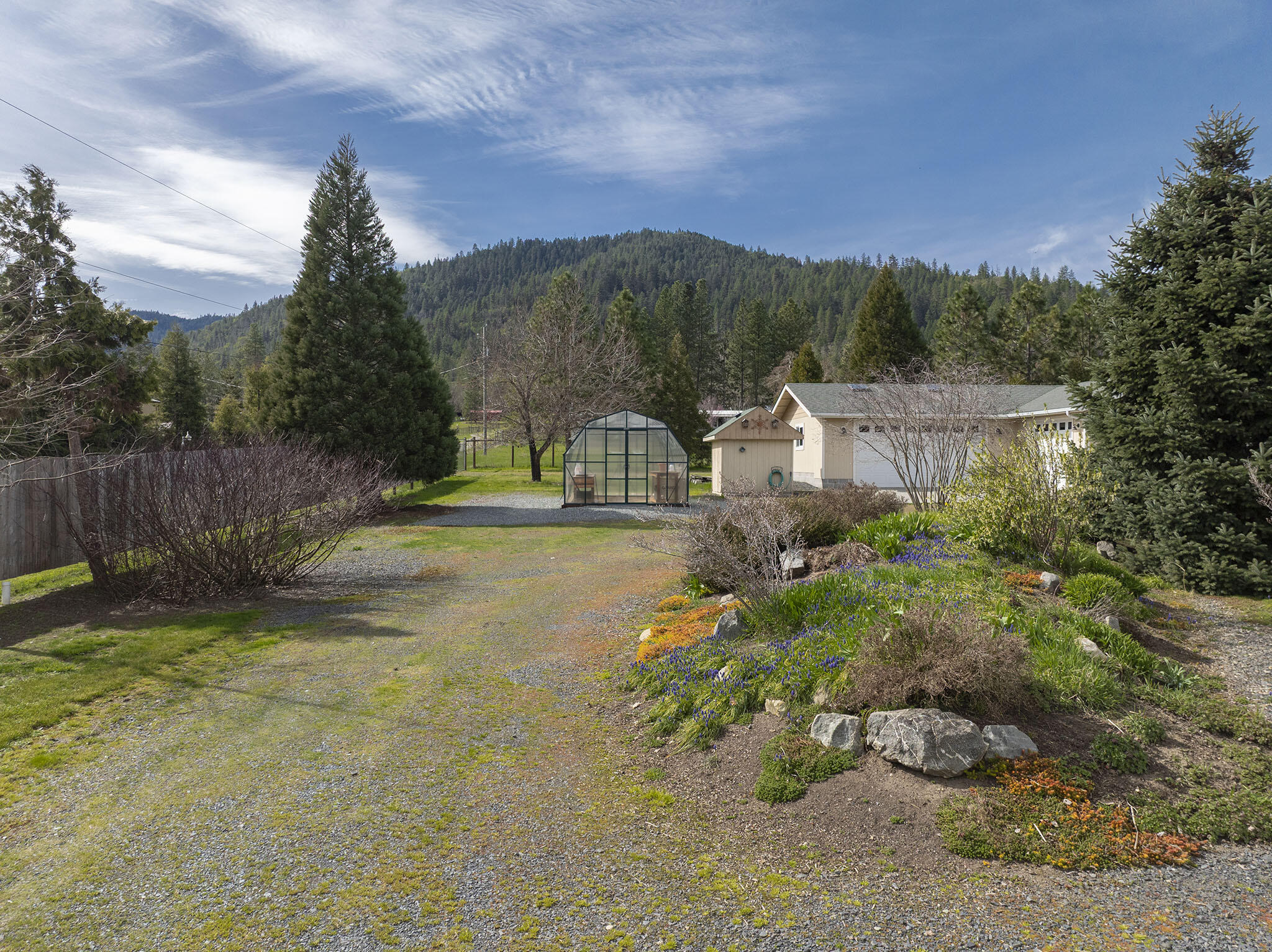 15902 Water Gap Road Williams, OR 97544 - Photo 44 of 67 43