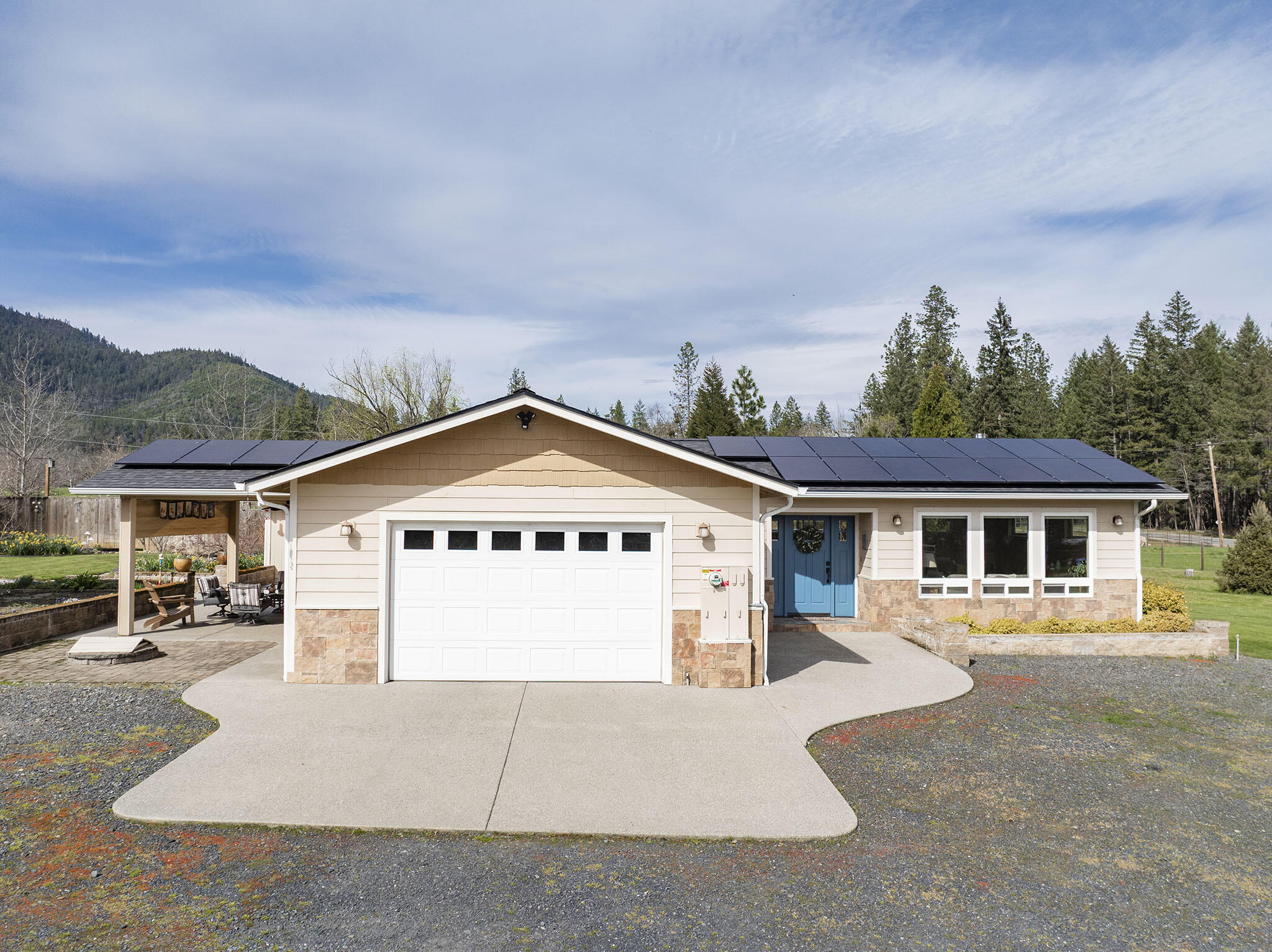 15902 Water Gap Road Williams, OR 97544 - Photo 45 of 67 44