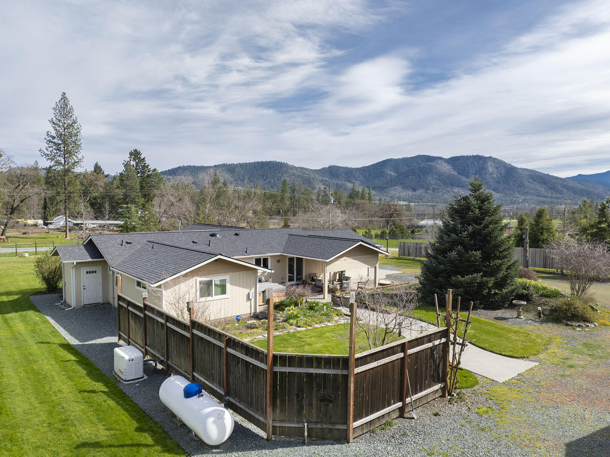 15902 Water Gap Road Williams, OR 97544 - Photo 58 of 67 57