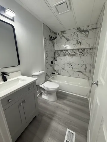 $99,000 | 352 Wild Rock Terrace, Matteson, IL 60443