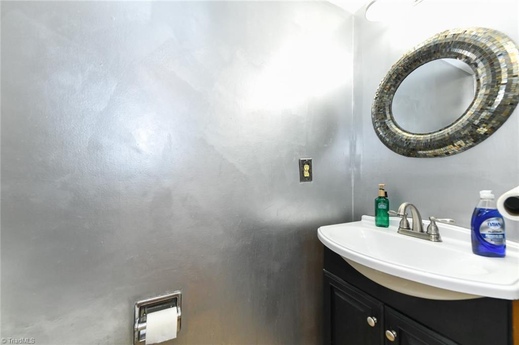 4840 Tower Road, Unit A Greensboro, NC 27410 - Photo 19 of 27 Gallery Image 19
