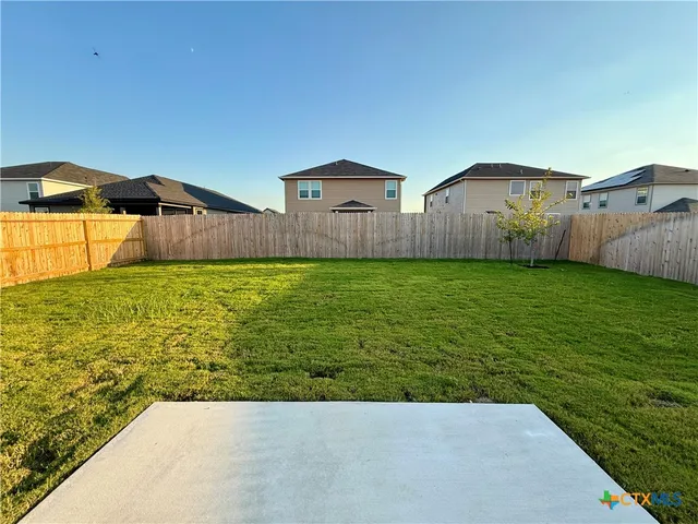 $2,200 | 433 Panther Way, Seguin, TX 78155