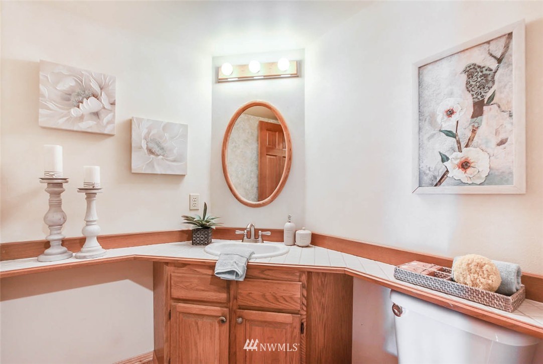 16006 Southeast 149th Street Renton, WA 98059 - Photo 14 of 23 Gallery Image 14