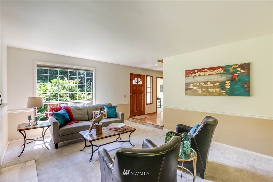 16006 Southeast 149th Street Renton, WA 98059 - Photo 4 of 23 Gallery Image 4
