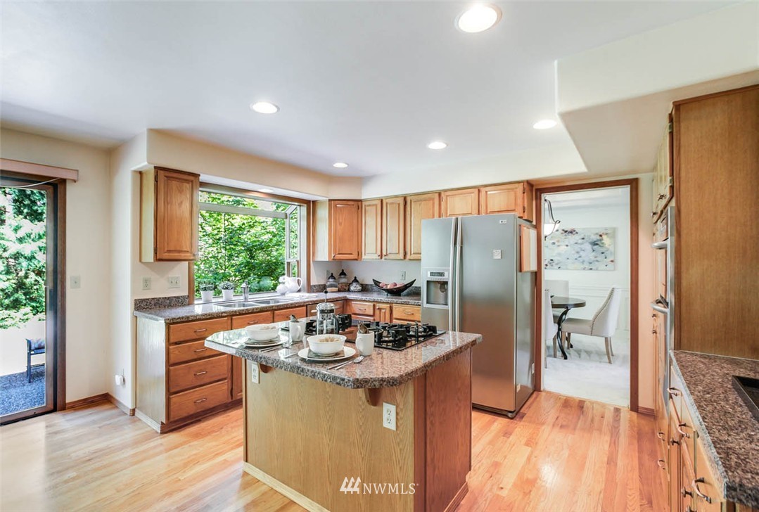 16006 Southeast 149th Street Renton, WA 98059 - Photo 9 of 23 Gallery Image 9